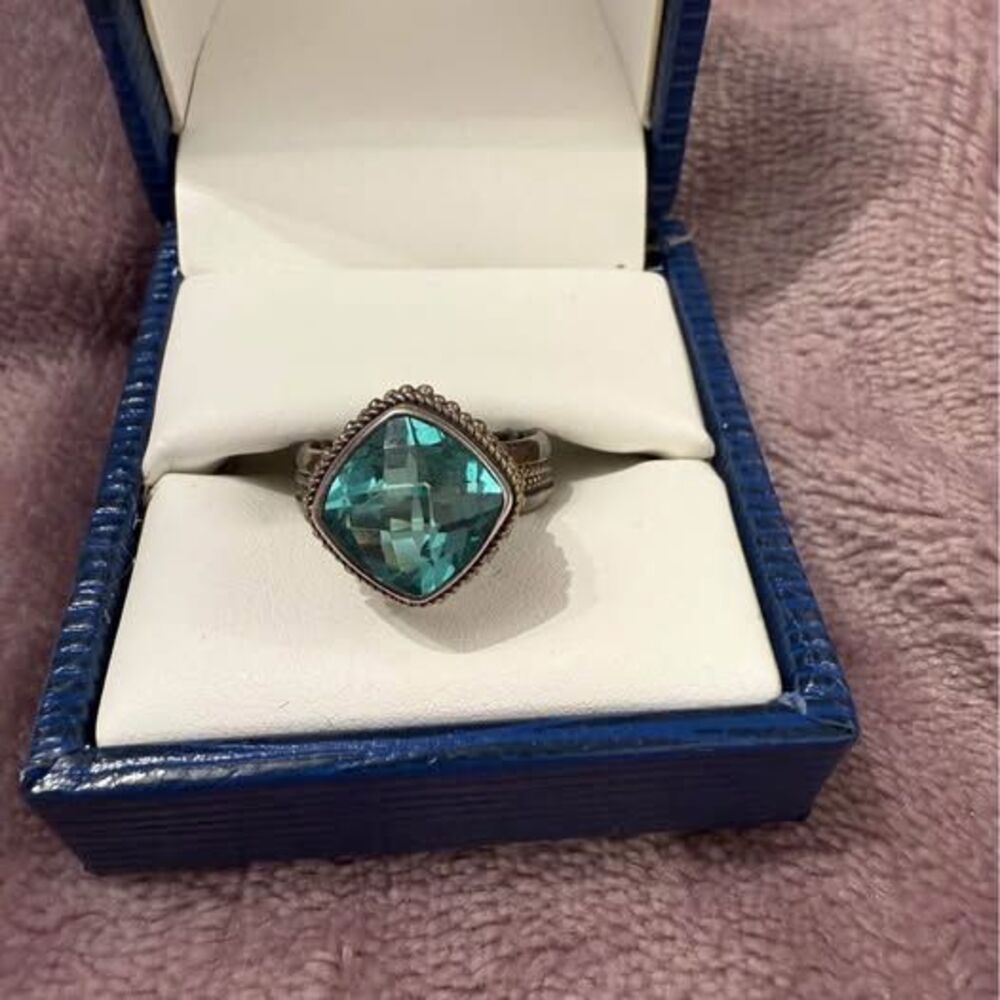 Women’s Ring